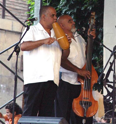 Las mejores fiestas en Hernani: Una guía para no perderte nada